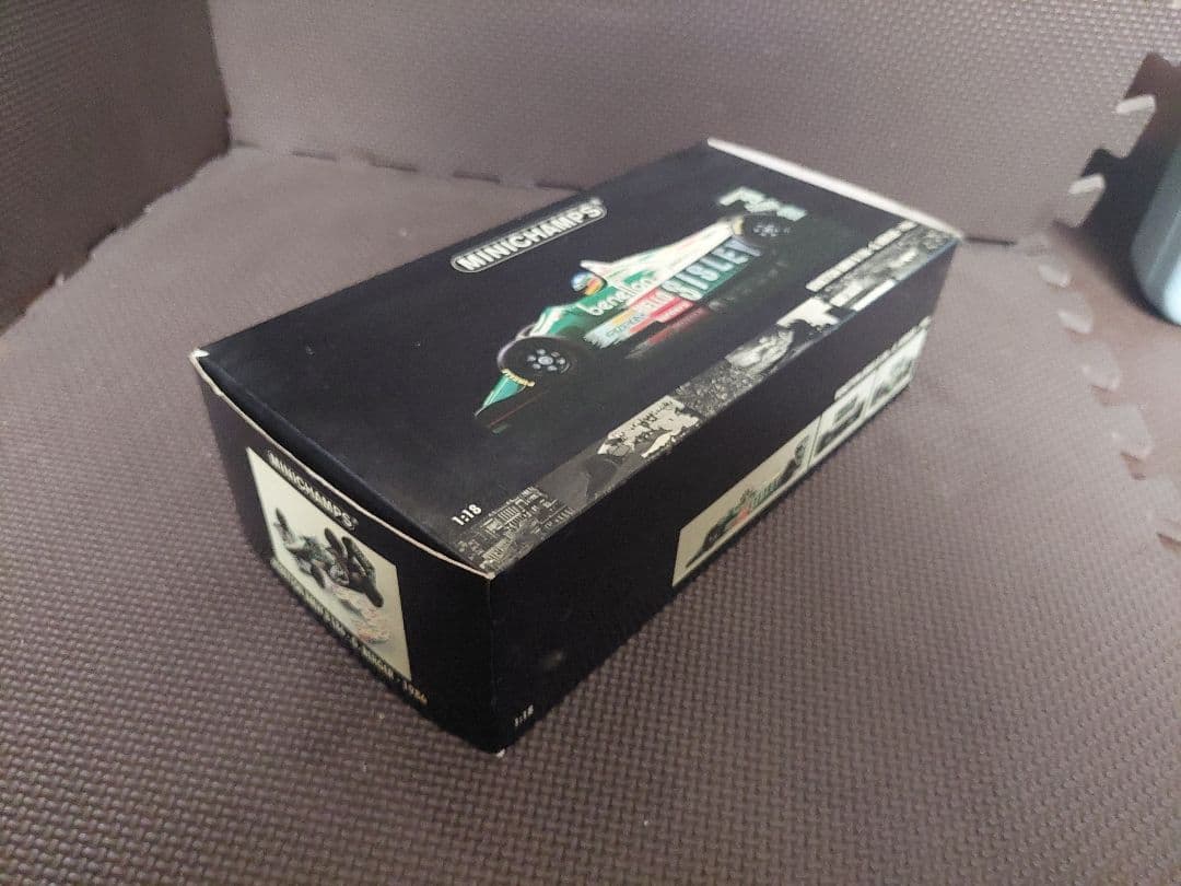 1/18 ミニチャンプス ベネトン BMW B186 1986 G.ベルガー