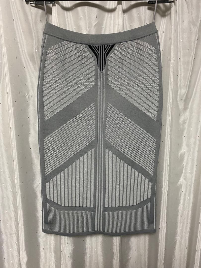 スカート PRADA 2018 Resort Technical Knit Skirt