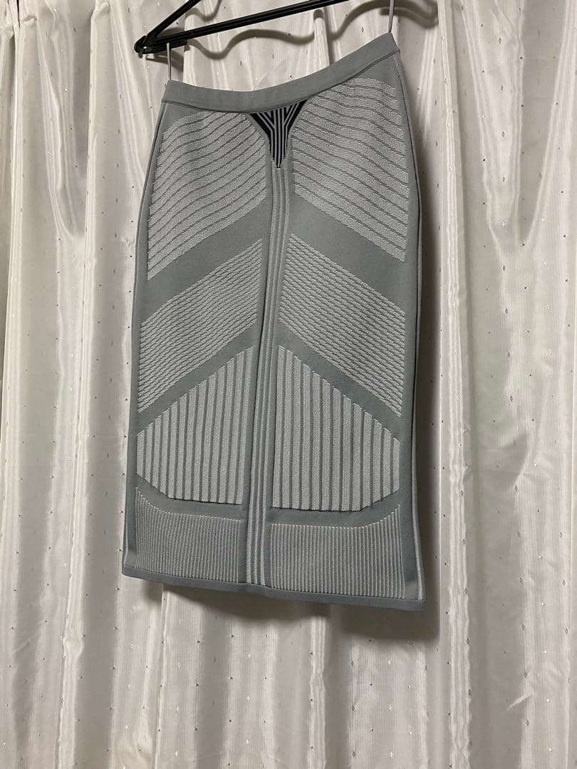 スカート PRADA 2018 Resort Technical Knit Skirt