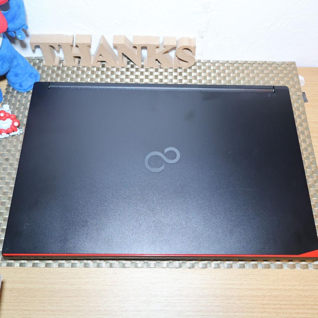 Win11公式対応10世代i5/メ8/新品SSD/DVD/無線/HDMI/カメラ