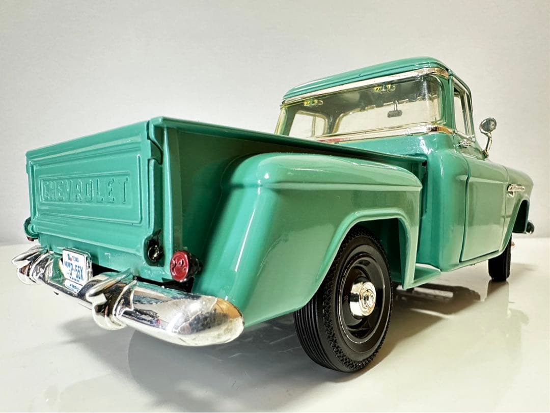 アーテル/'55 Chevyシボレー Cameoカメオ 1/18 絶版