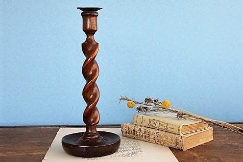 品番　a-0291 燭台　アンティーク　ろうそく立　照明　灯り　木製