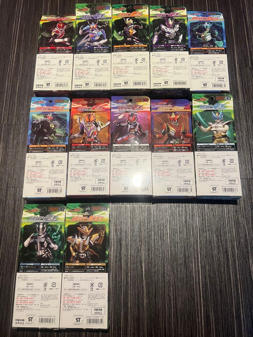 仮面ライダー電王ライダーヒーローシリーズ　ソフビ 12体セット