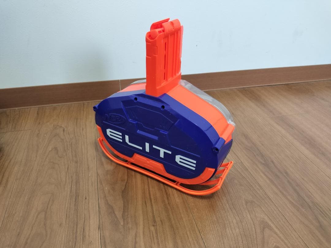 フォートナイトCS-50 タイタン ナーフ銃セット おまけ付きストラップ付き