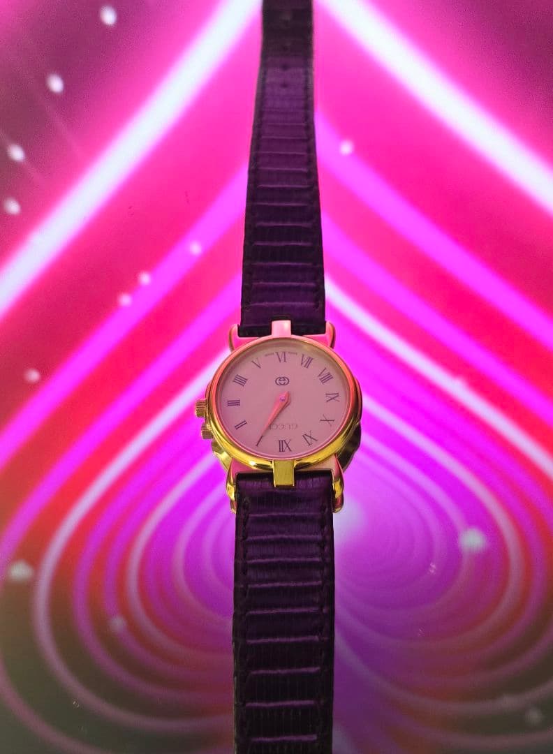 唯一の【GUCCI】ヴィンテージ 3400L ゴールド腕時計ブラックレザーベルト