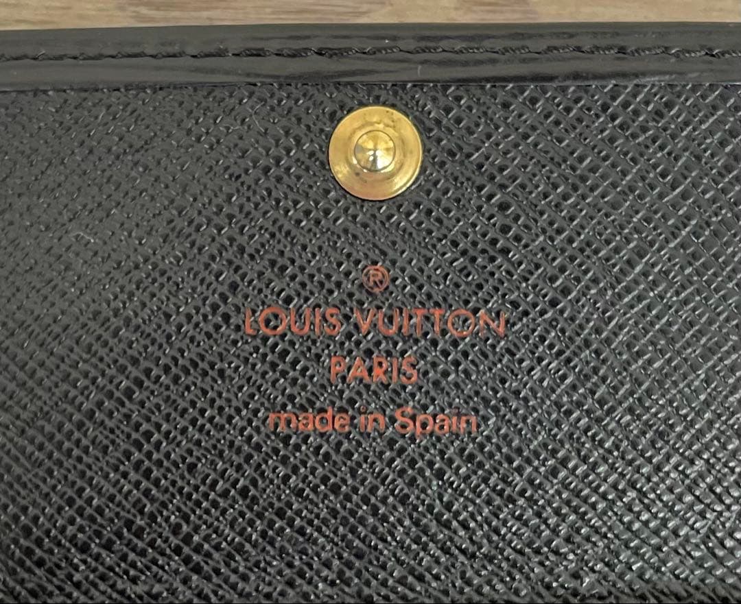 【正規品】LOUIS VUITTON ルイヴィトン エピ 4連 キーケース　黒