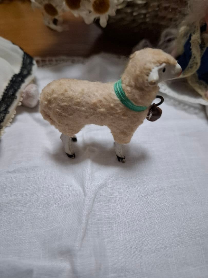 アンティークビスクドール★羊★ミニョネット★フランス人形★ジュモー★ドイツドール