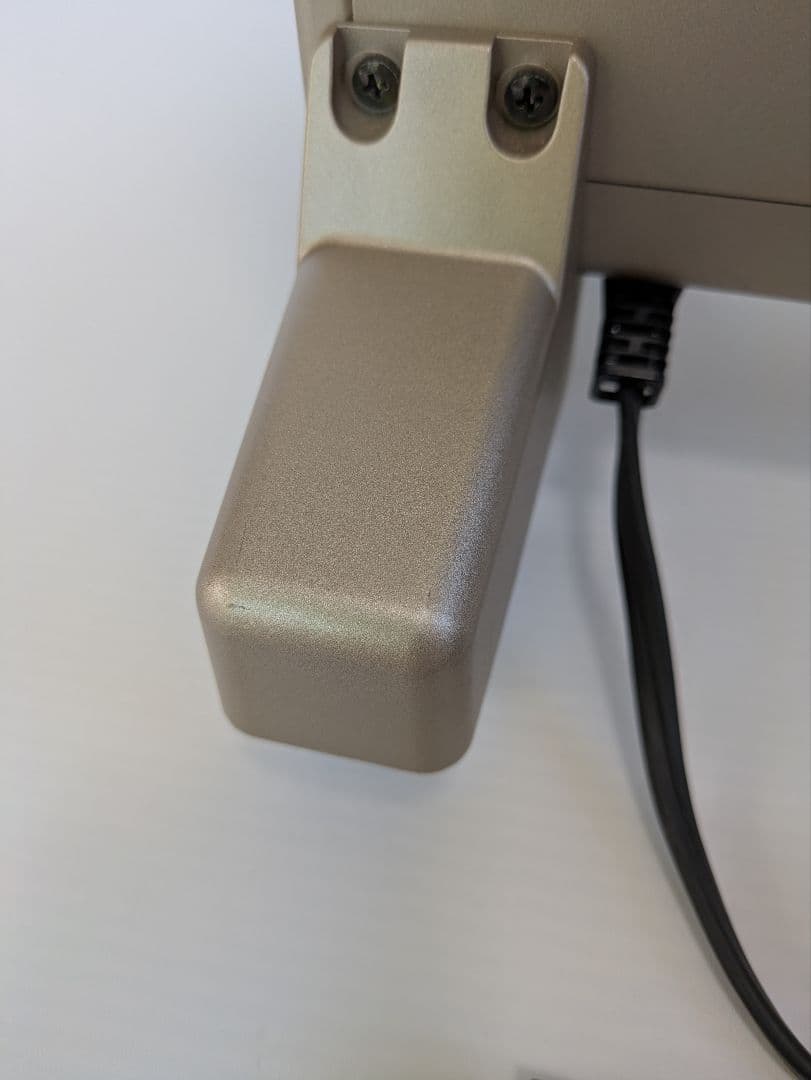 遠赤外線暖房器 　サンルミエ キュート 　E800LS　日本製