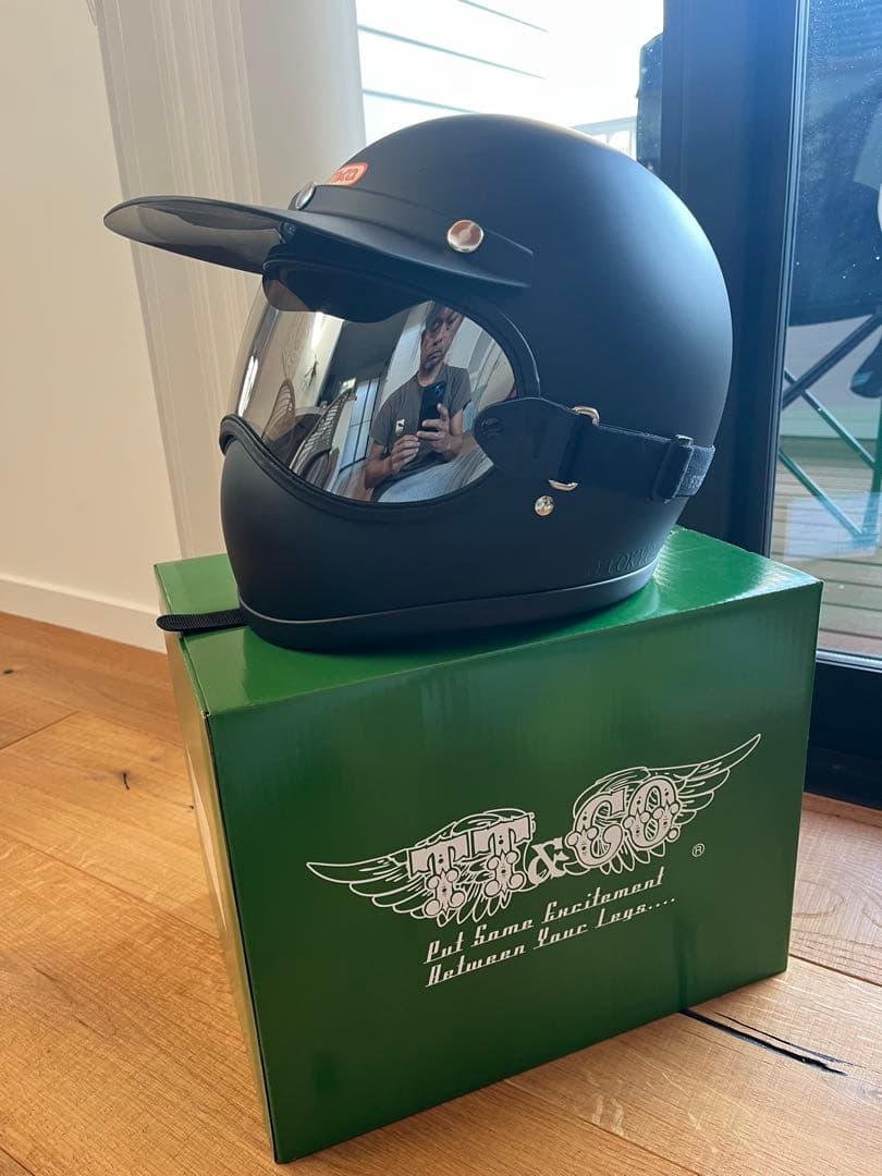 【新品同様】TT＆Coトゥーカッターマットブラック 専用バイザーミラーゴーグル付