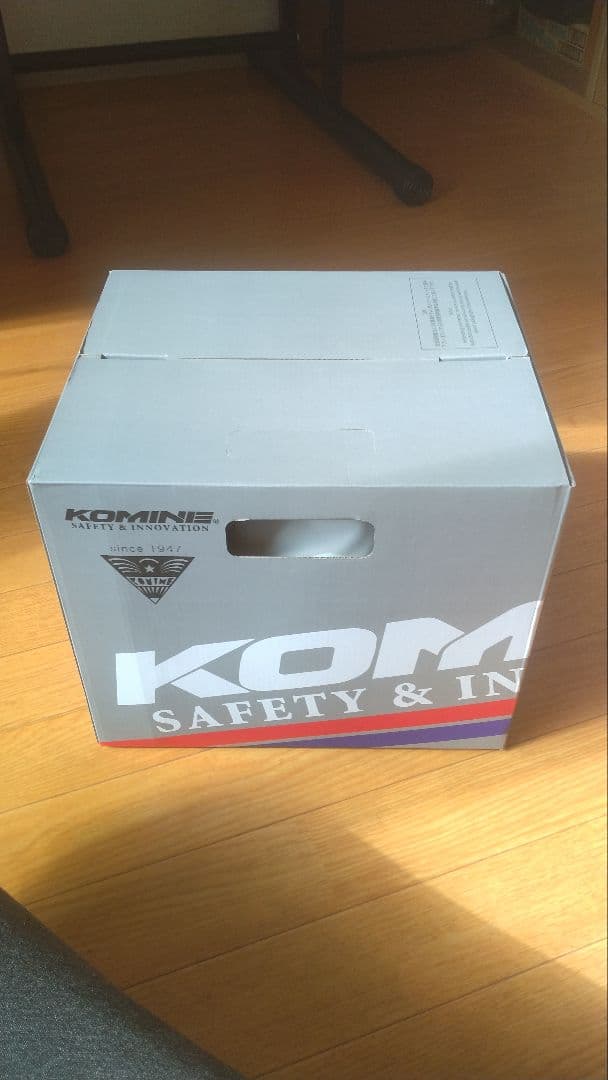 未使用品 コミネ HK-1651ジェットヘルメット ホワイト サイズM