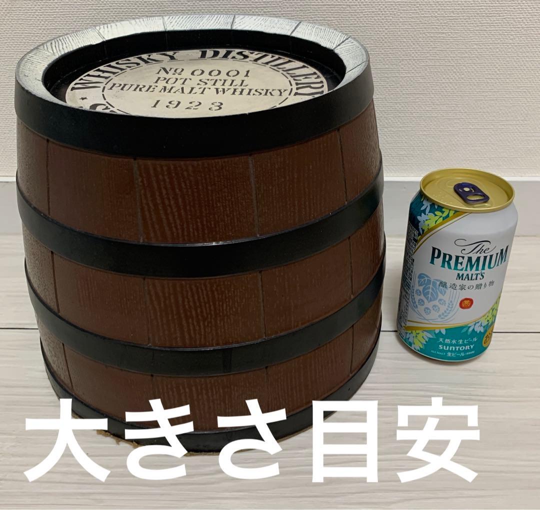 サントリーウイスキー　樽型ディスプレイ