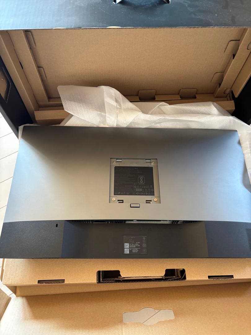 DELL デジタルハイエンド27インチモニタ　本体