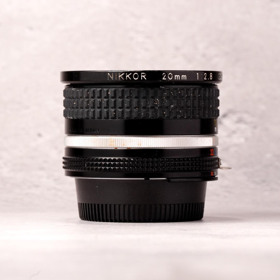【ジャンク】ニコン Ai-s Nikkor 20mm F2.8 979