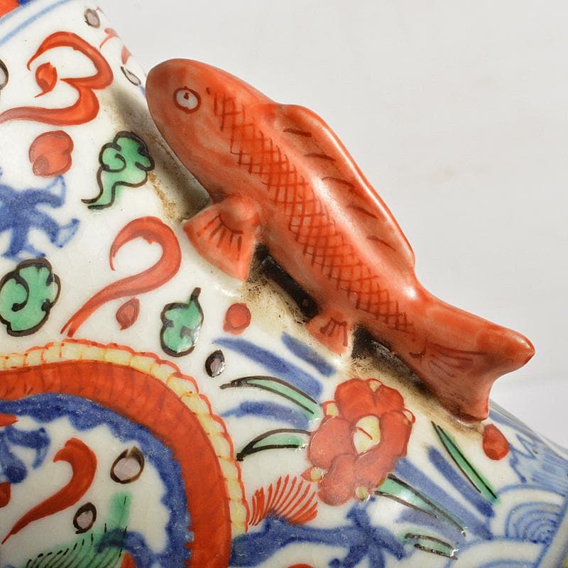 中国　大明萬暦年製款　赤絵　雲龍花文　双魚耳瓶　時代箱付　M　R7343