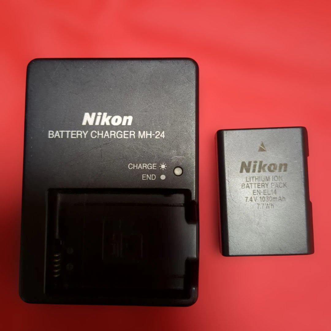 Nikon D3100 デジタル一眼レフカメラ