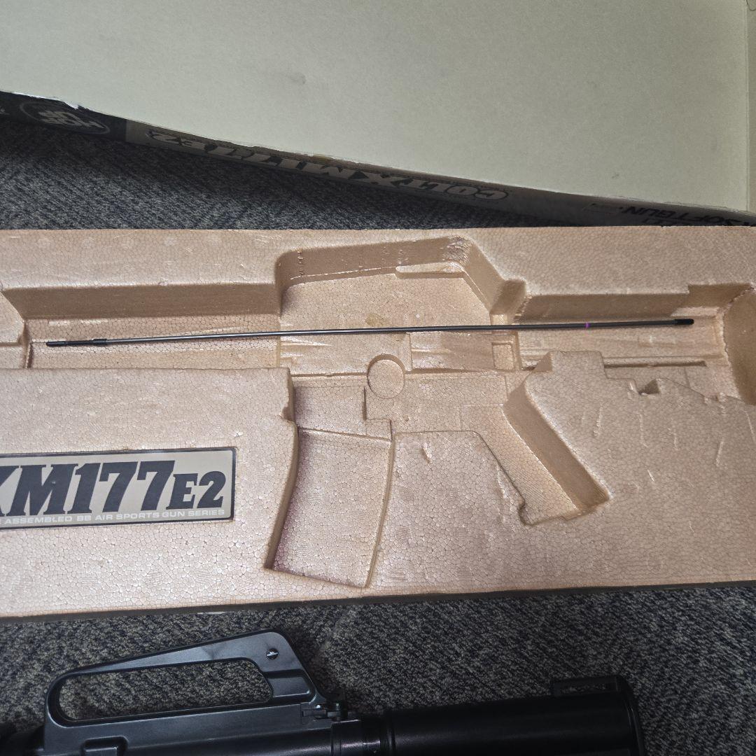 東京マルイ コルト XM177E2 ホップアップ エアガン