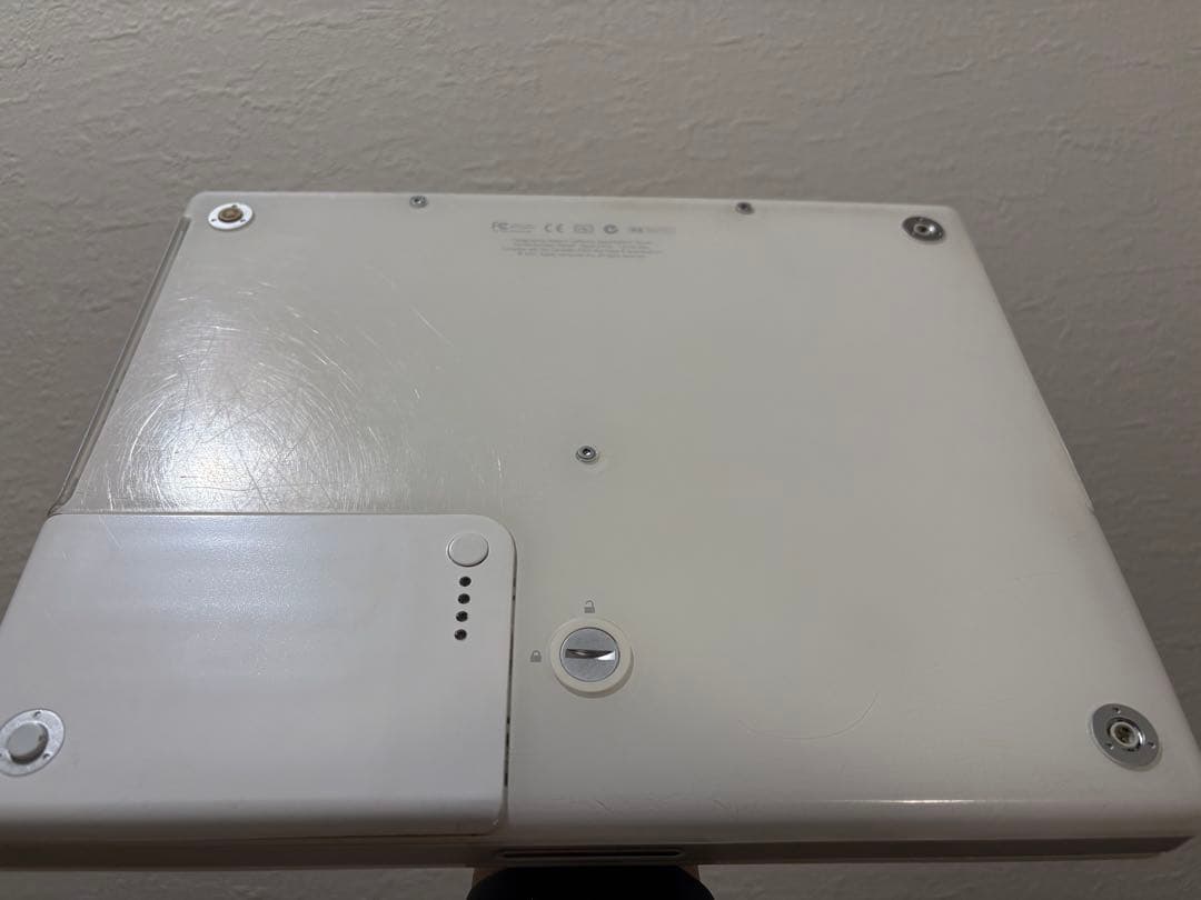 Apple iBook M6497本体 ACアダプター・インストールディスク付き