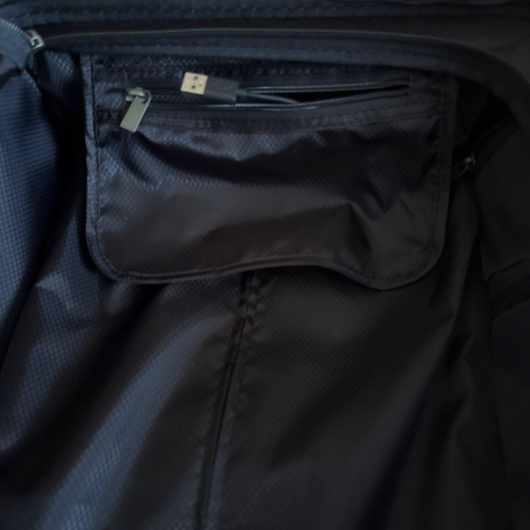 未使用！ＴＵＭＩ　インターナショナル・エクスパンダブル・4ウィール・キャリーオン