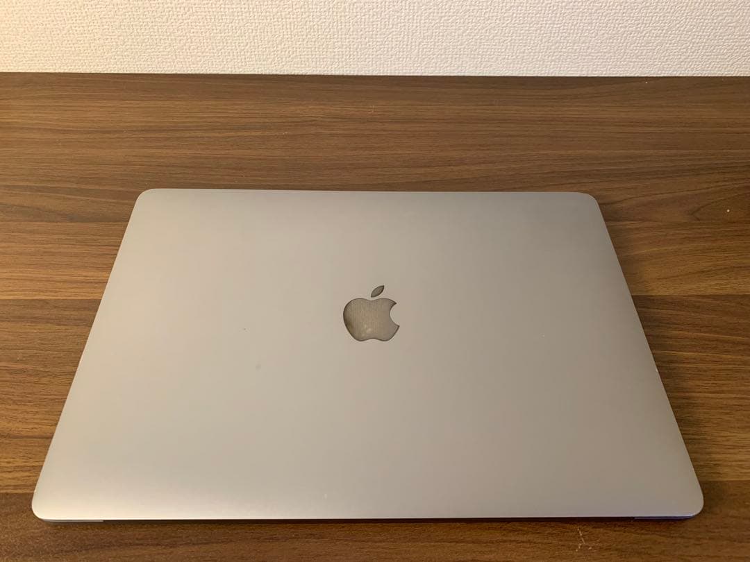 Apple MacBook Pro 13インチ　2017