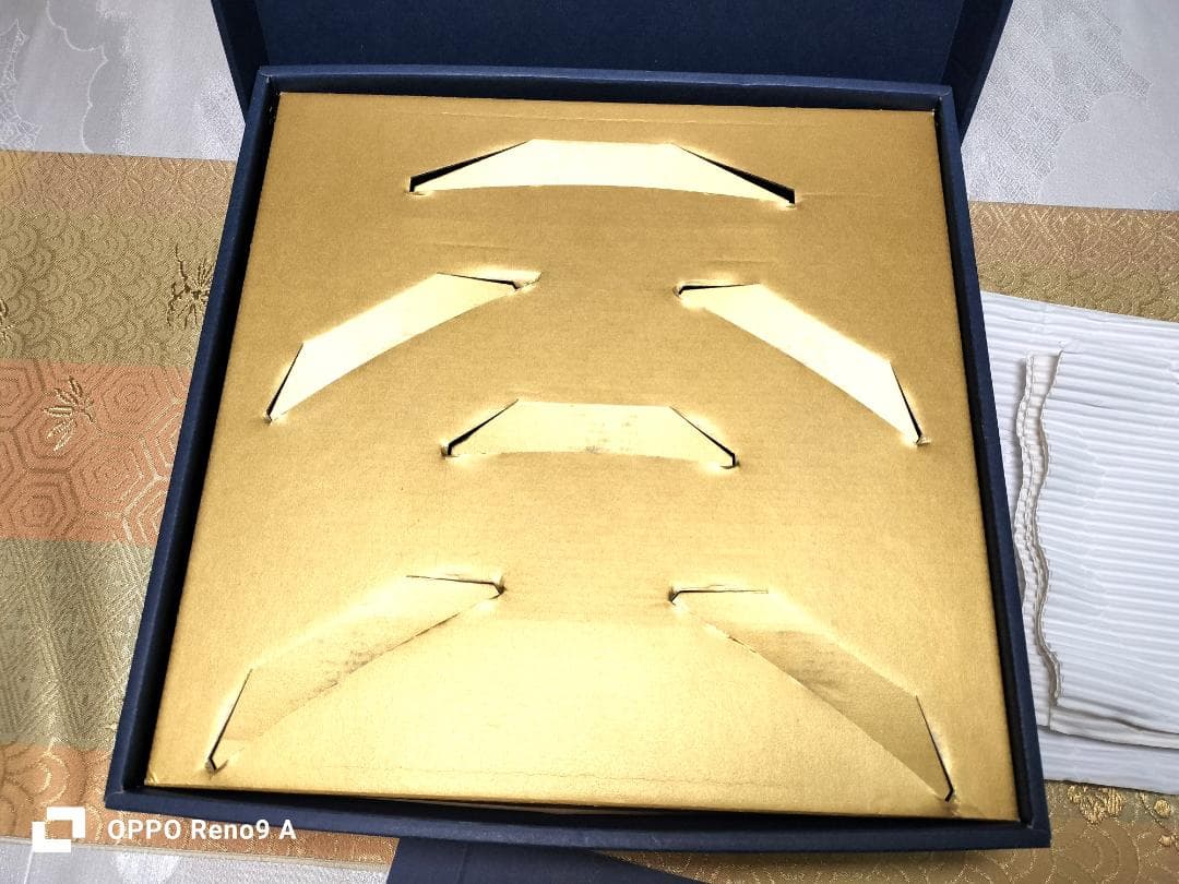 稀少！　光琳　華やかな金彩≪琳派≫　新品【和モダン】　ガラス飾り皿　取り皿　中皿