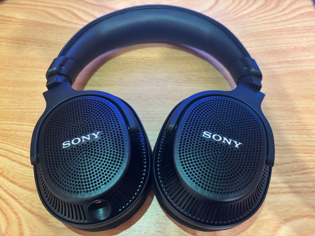 ヘッドホン SONY MDR-MV1