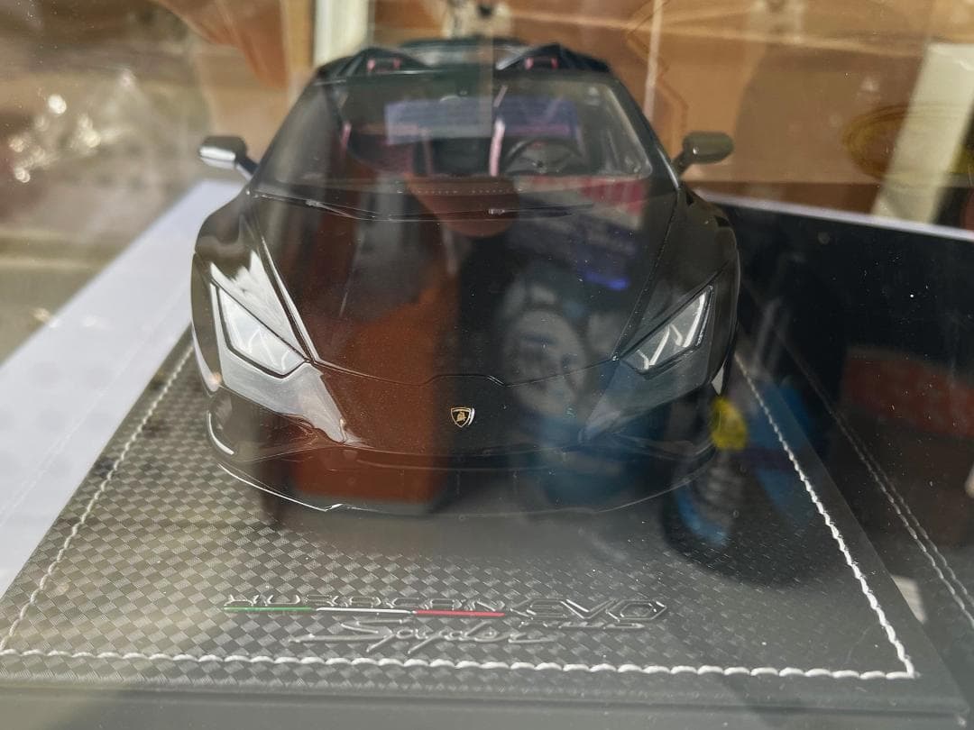 Lamborghini EVO SPIDER・正規新品本物（MRコレクション）