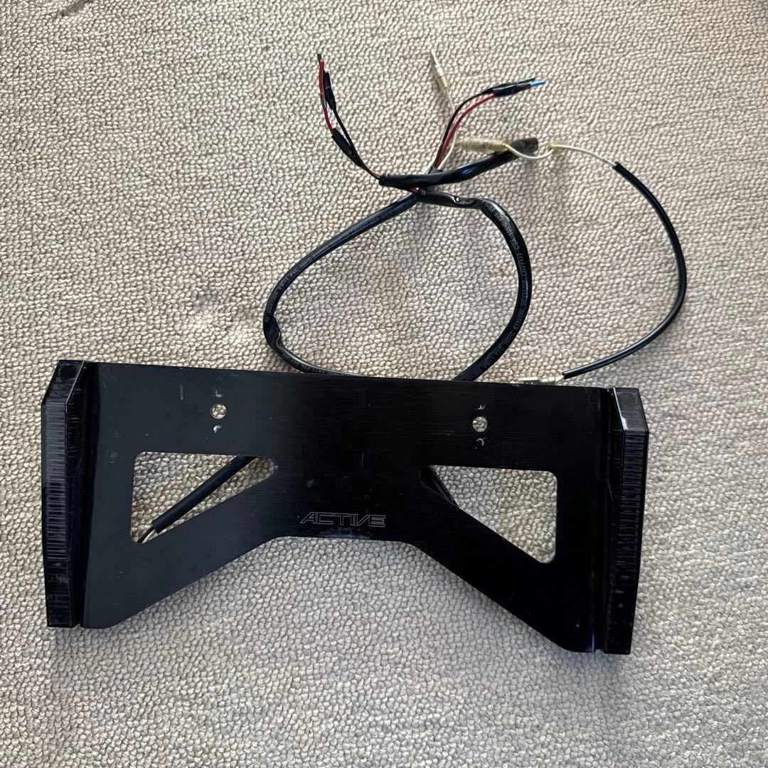 アクティブ製 ナンバープレートホルダー ウインカー内蔵 LED