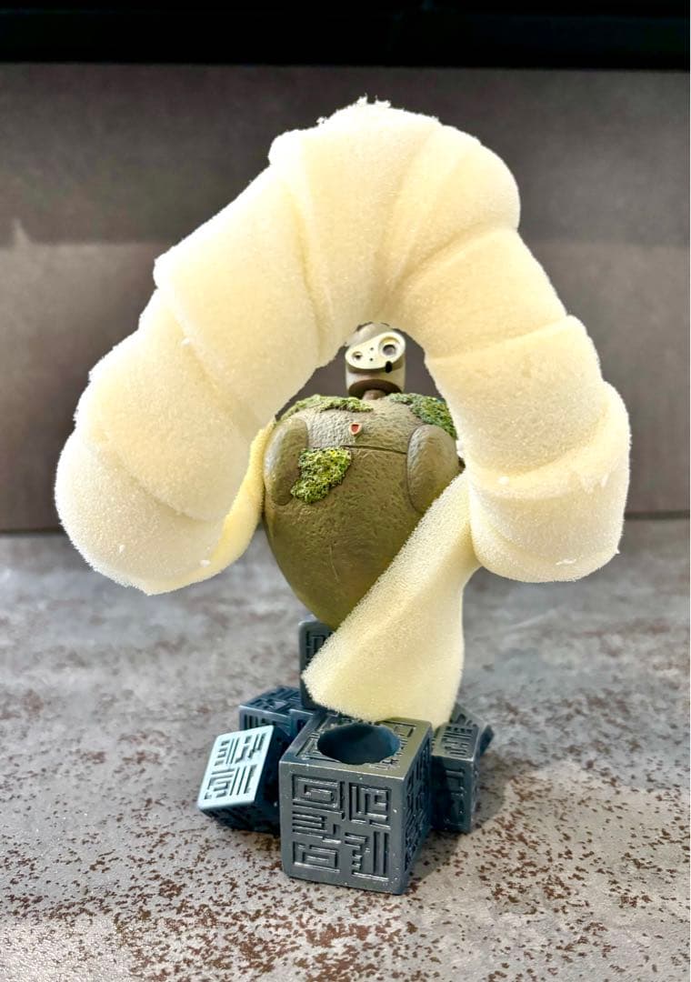 【新品未使用・希少！】スタジオジブリ 『天空の城ラピュタ』 ロボット兵 一輪挿し