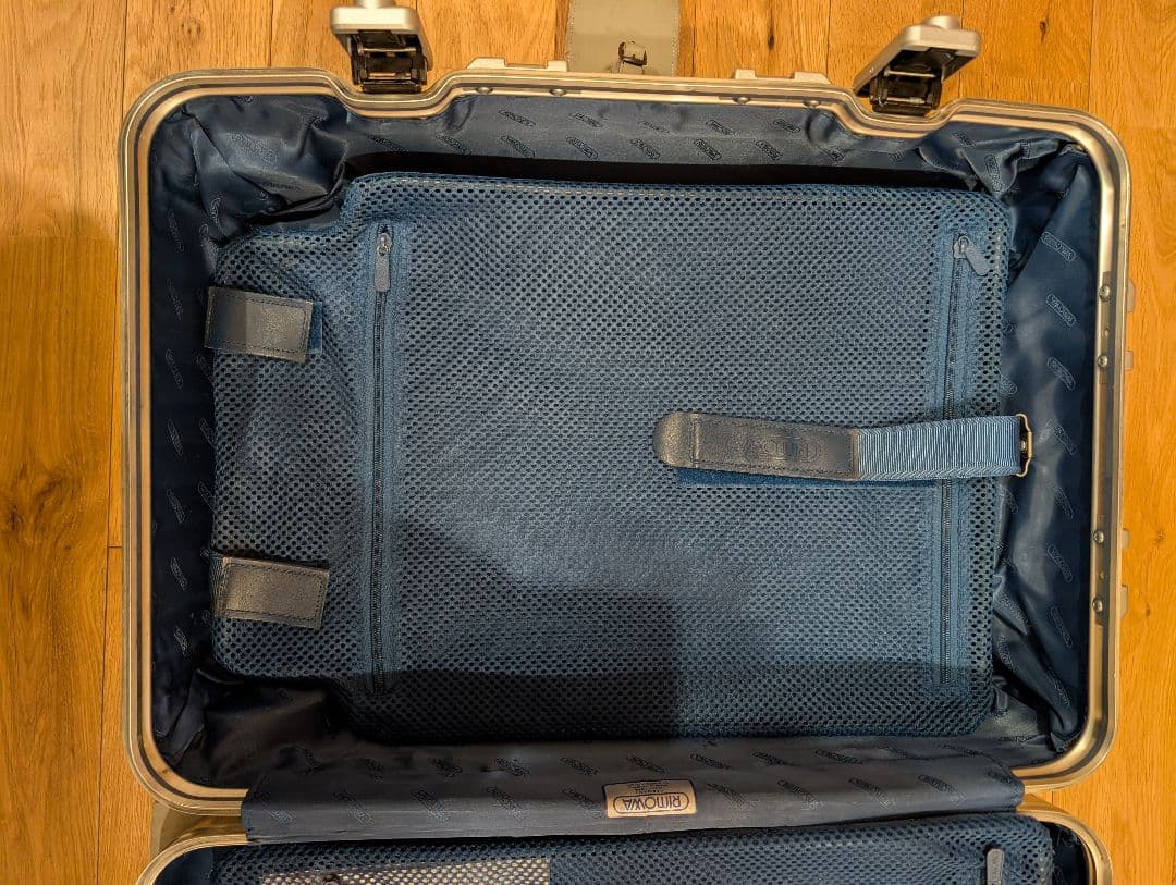RIMOWA リモワ TOPAS トパーズ 35L 929.52 スーツケース
