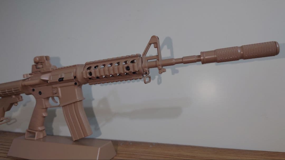 1/3スケール　ミニチュアライフル　AR15　M4 タンカラー