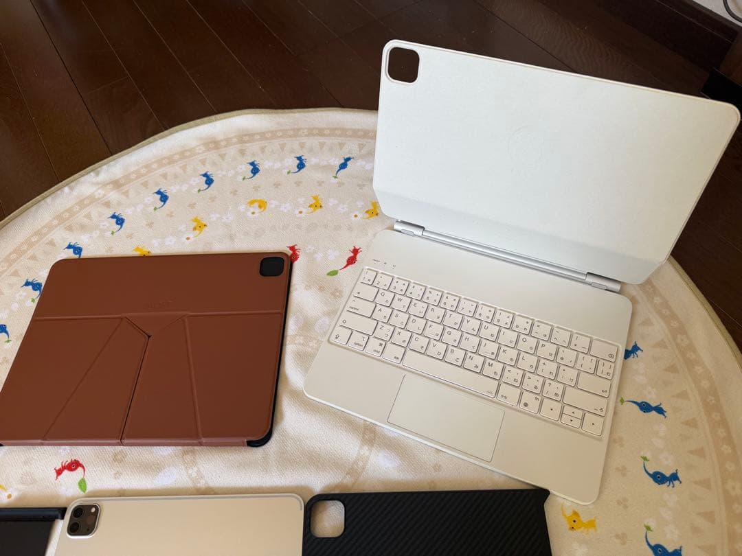 iPadPro12.9第6世代128GB『シルバー』Wi-Fiモデル　付属品付き