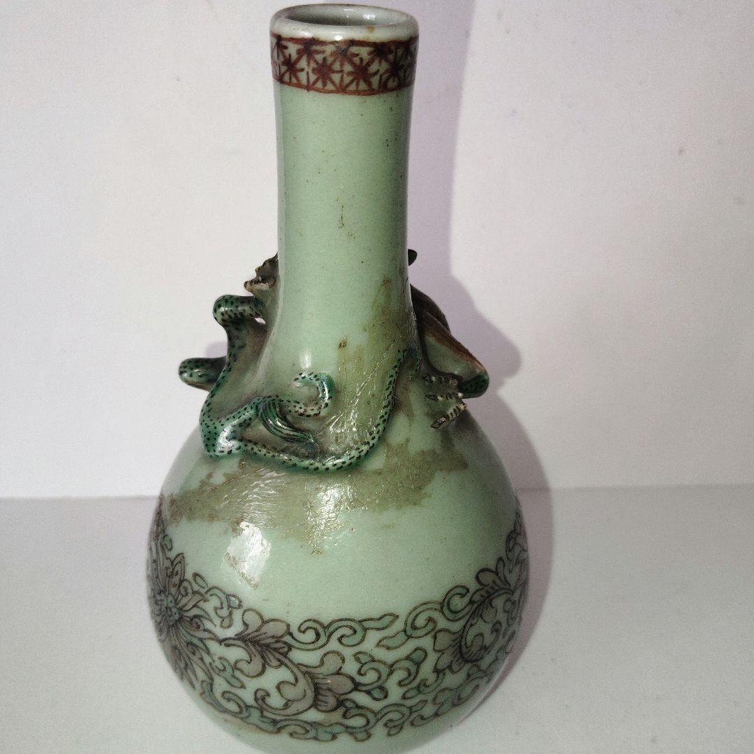 青磁の花瓶、一輪挿し　骨董