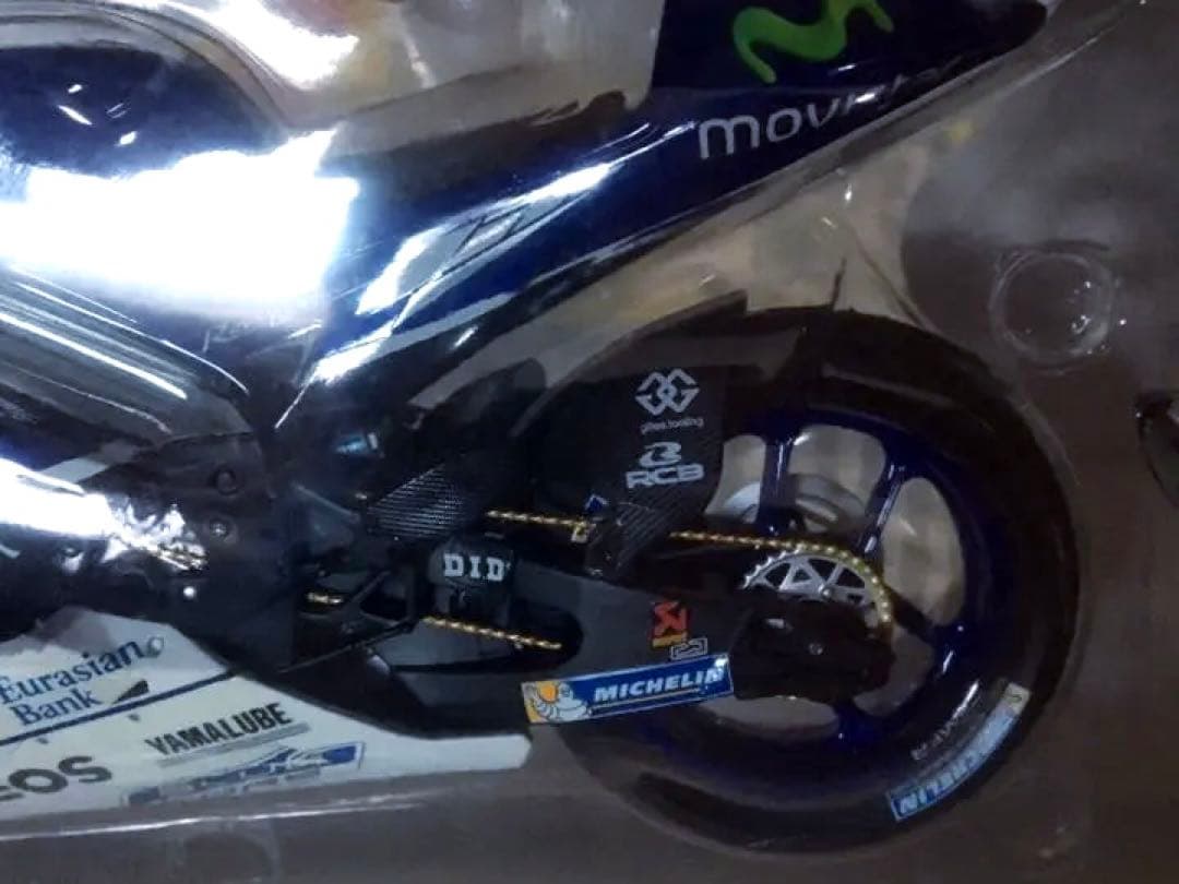 限定品 ミニチャンプス 1/12 モビスター ヤマハ YZR-M1 16 ロッシ