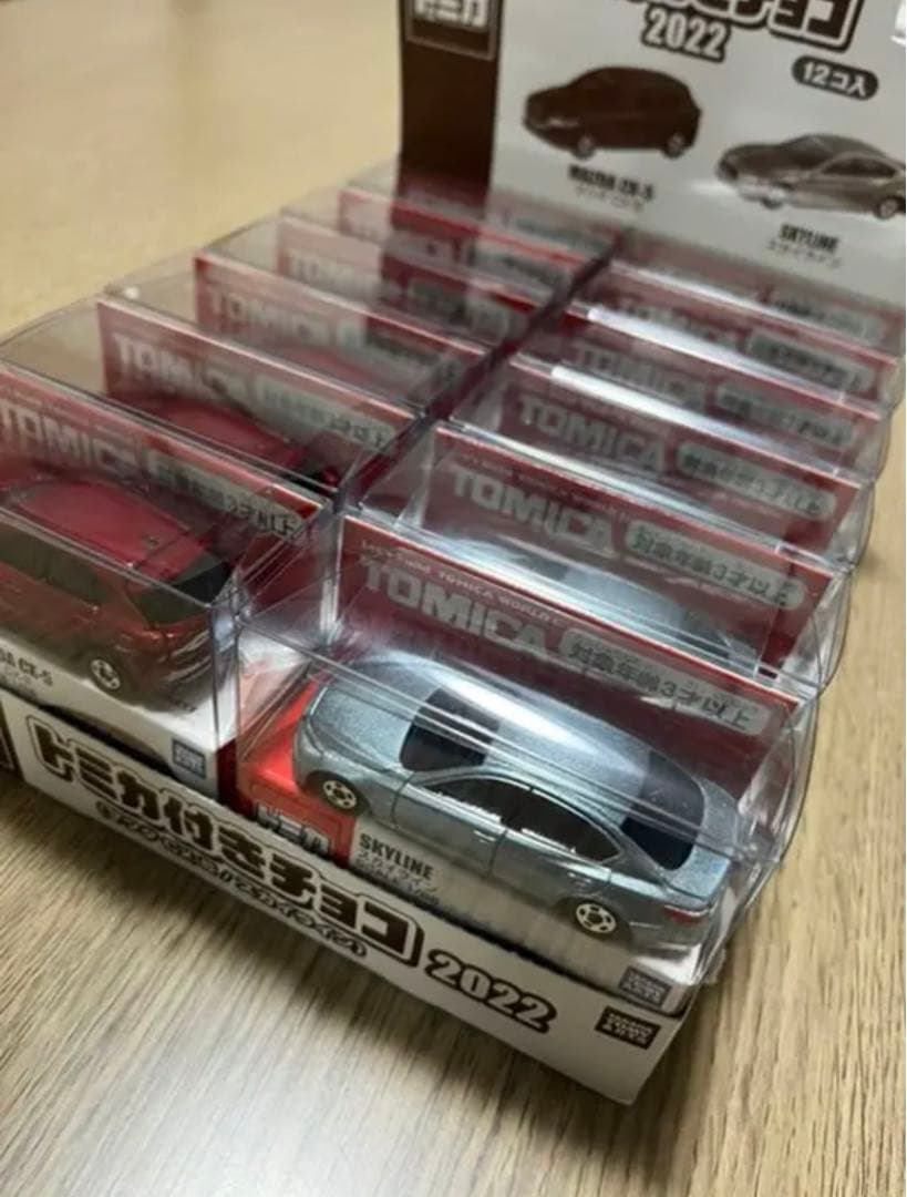 12台　イオン限定 トミカ 2022 バレンタイン スカイライン CX-5