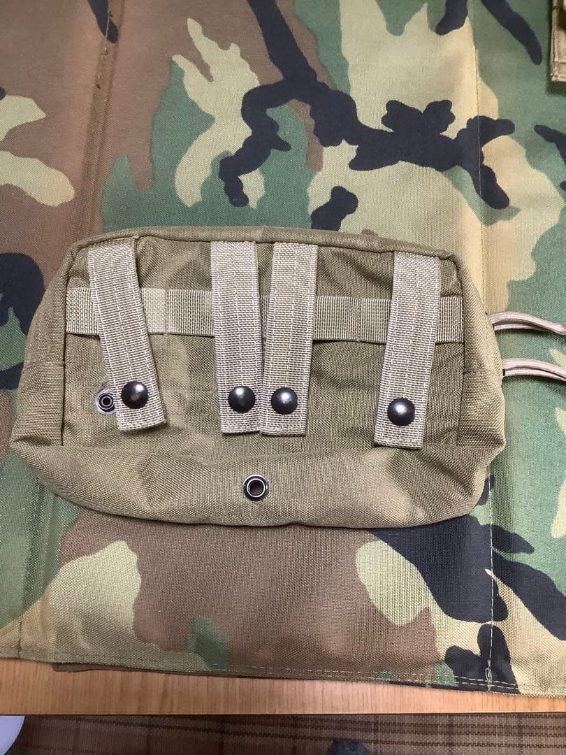 EAGLE RRV ローデシアンリーコンベスト各種ポーチ付きローンサバイバーＫＨ