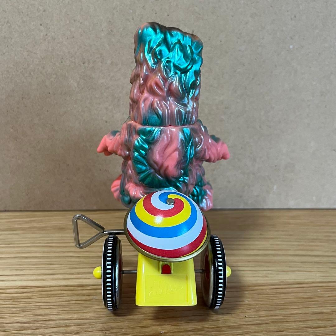 ヘドラ ゼンマイ 三輪車