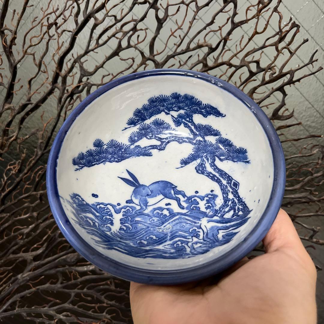 骨董　古伊万里　図変わり印判　動物　波乗り兎　老松　貝フチ　丸鉢　膾皿　１客