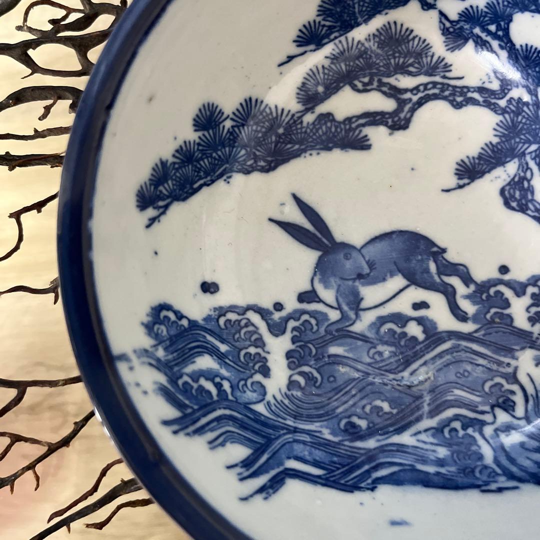 骨董　古伊万里　図変わり印判　動物　波乗り兎　老松　貝フチ　丸鉢　膾皿　１客