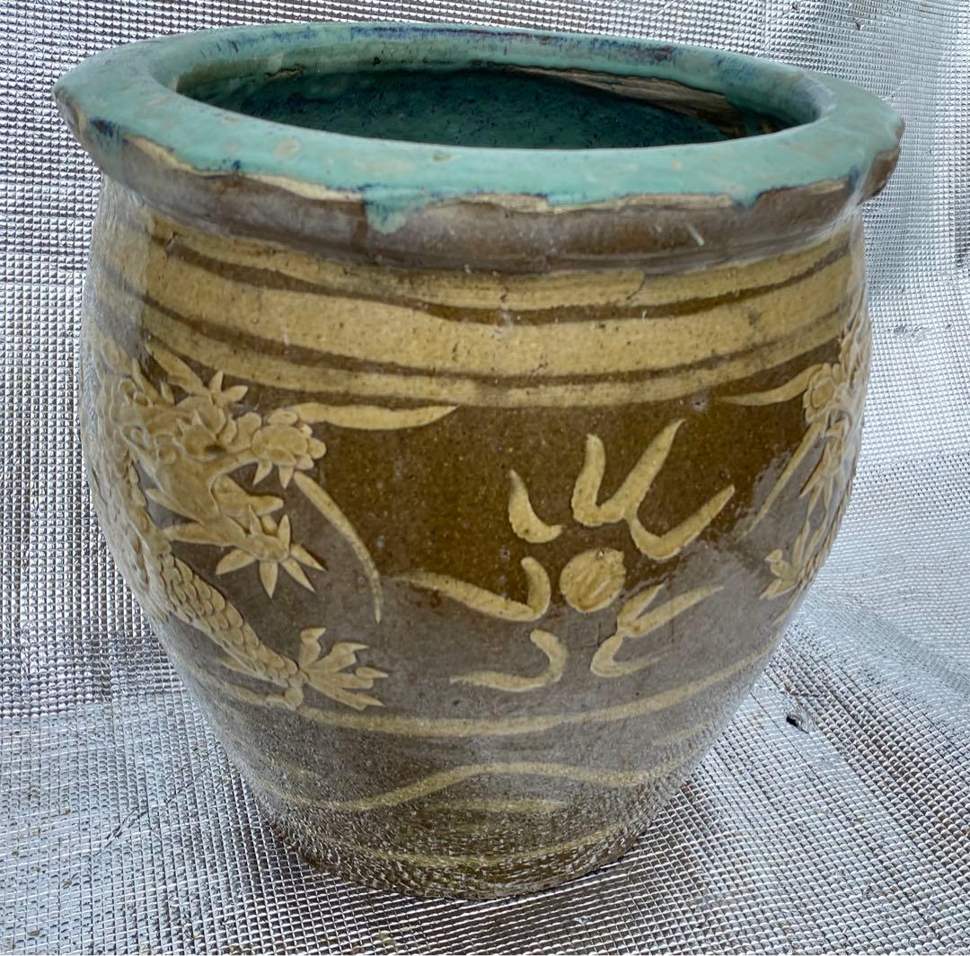 焼き物　めだか鉢　(水蓮鉢)