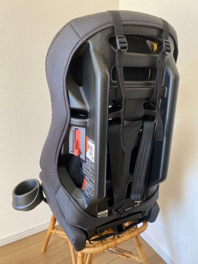 コンビ　ジョイトリップ エッグショック GGチャイルドシート・ジュニアシート