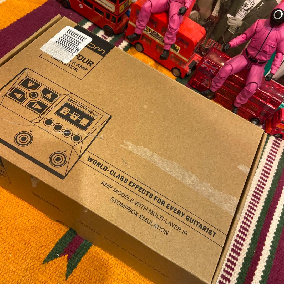 ZOOM G2 FOUR　傷なし　極美品　値下げ不可