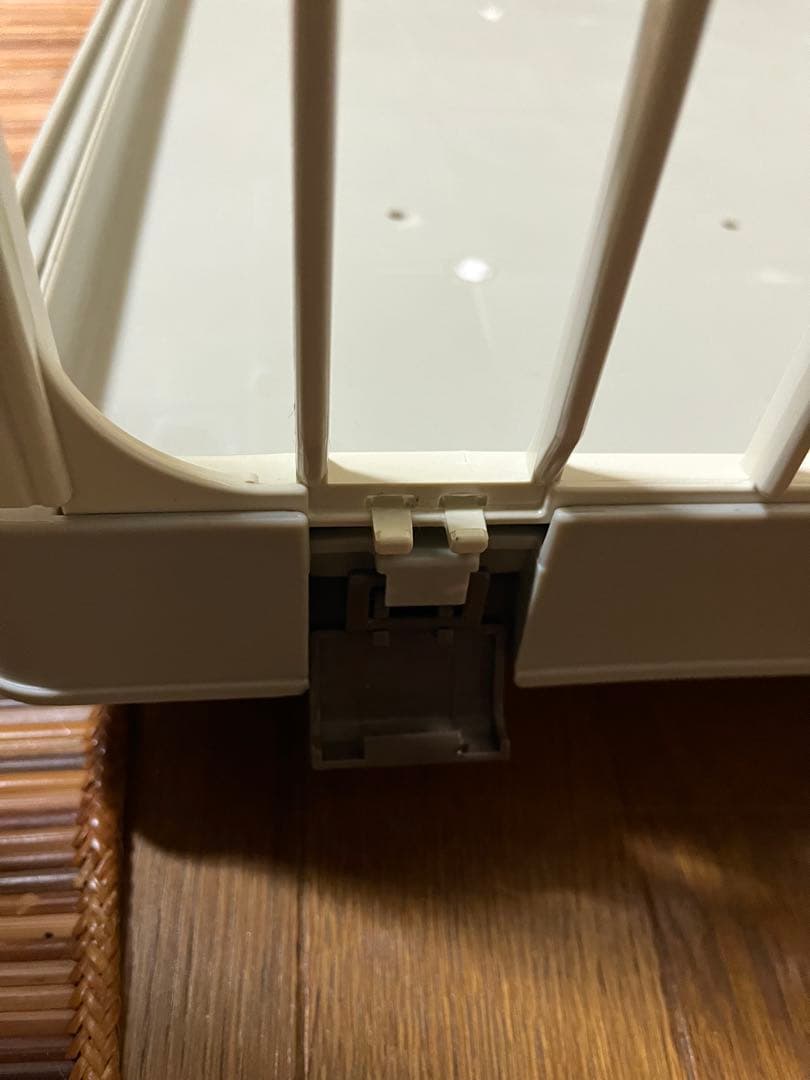 キャスター、天ドア付きキャットケージ２段●プラスチック、樹脂製●匿名配送込み