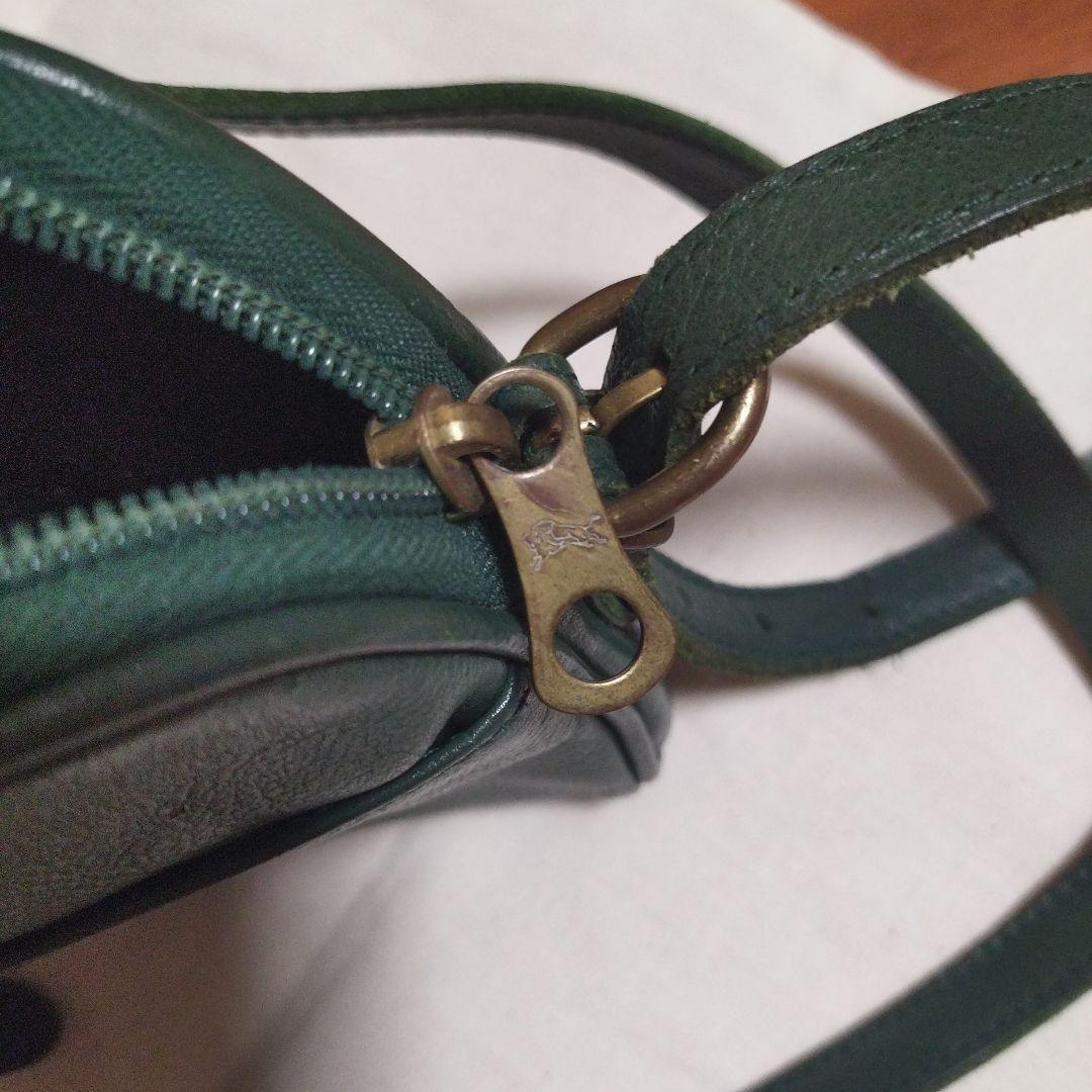 イルビゾンテ ロゴ型押し ハーフムーン ショルダーバッグ グリーン