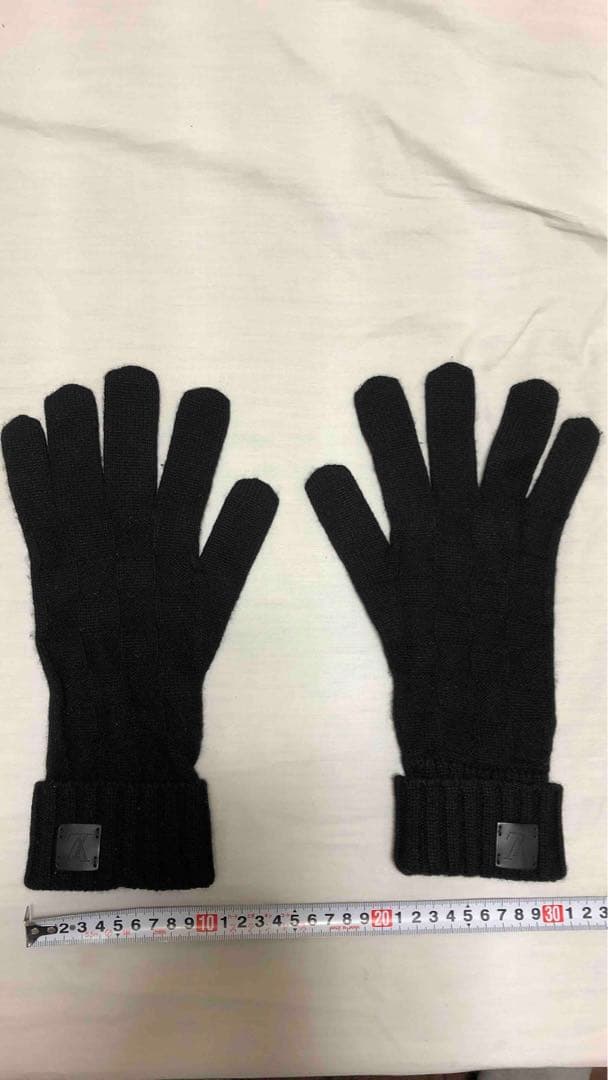 手袋　ルイヴィトン　黒　ダミエ　カシミヤ