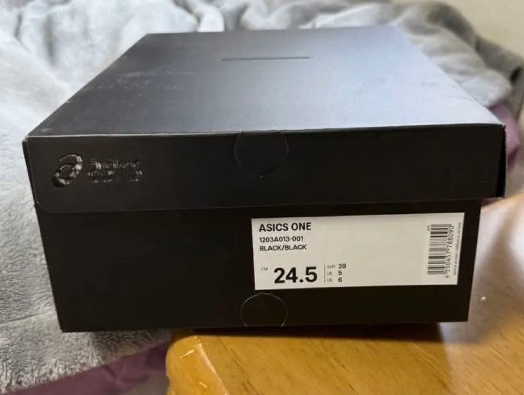 ONE OK ROCK Asics One 黒　24.5