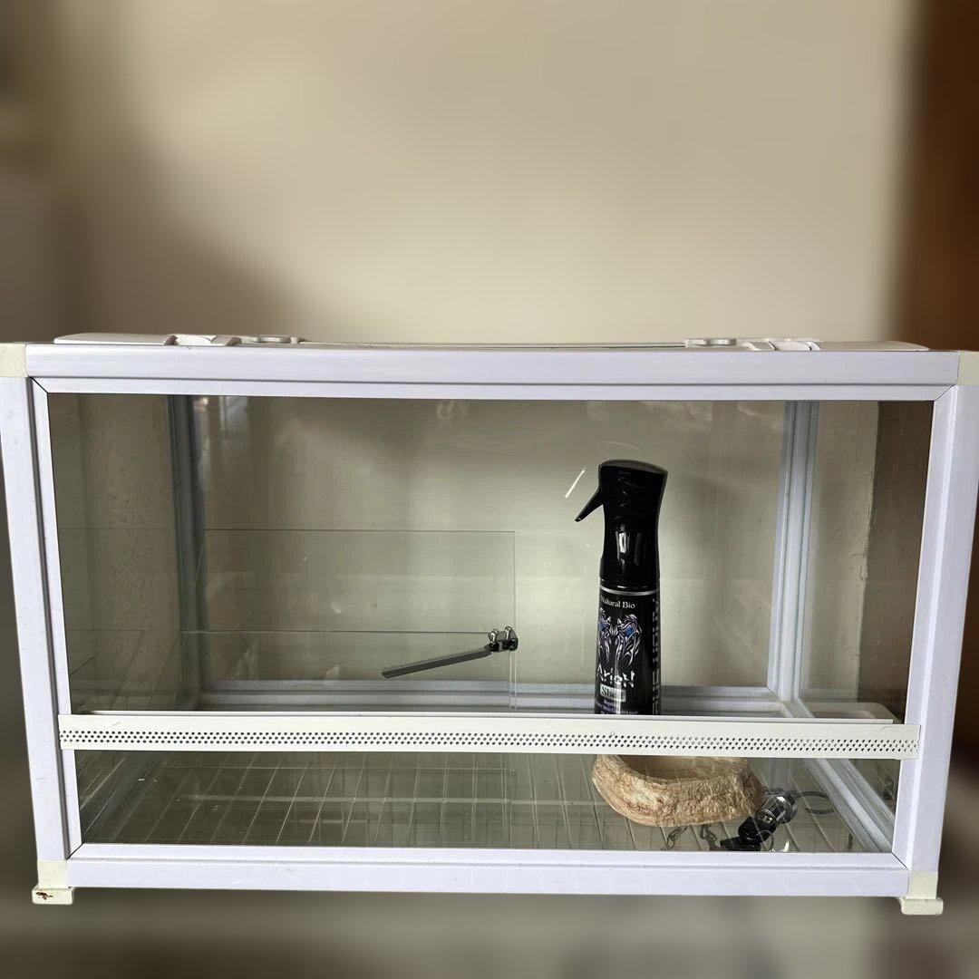 爬虫類ショーケース・ケージホワイト6035 Arionスプレー+水皿付き