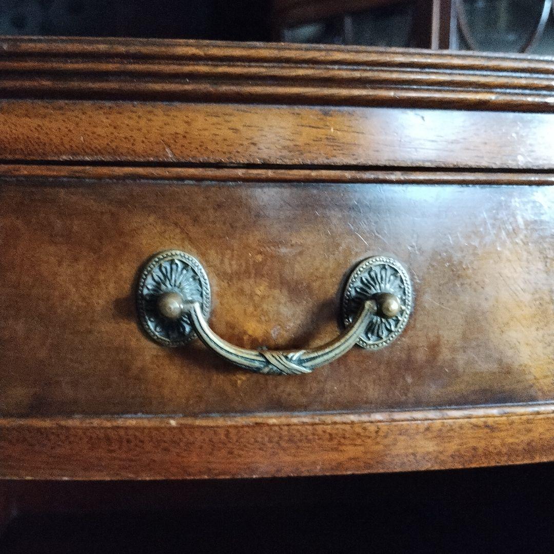 アンティーク　サイドキャビネット