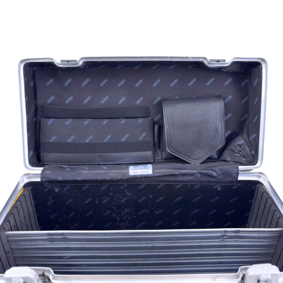 リモワ トパーズ 縦型 パイロットトローリー 42L 2輪 TSAロックベルト付