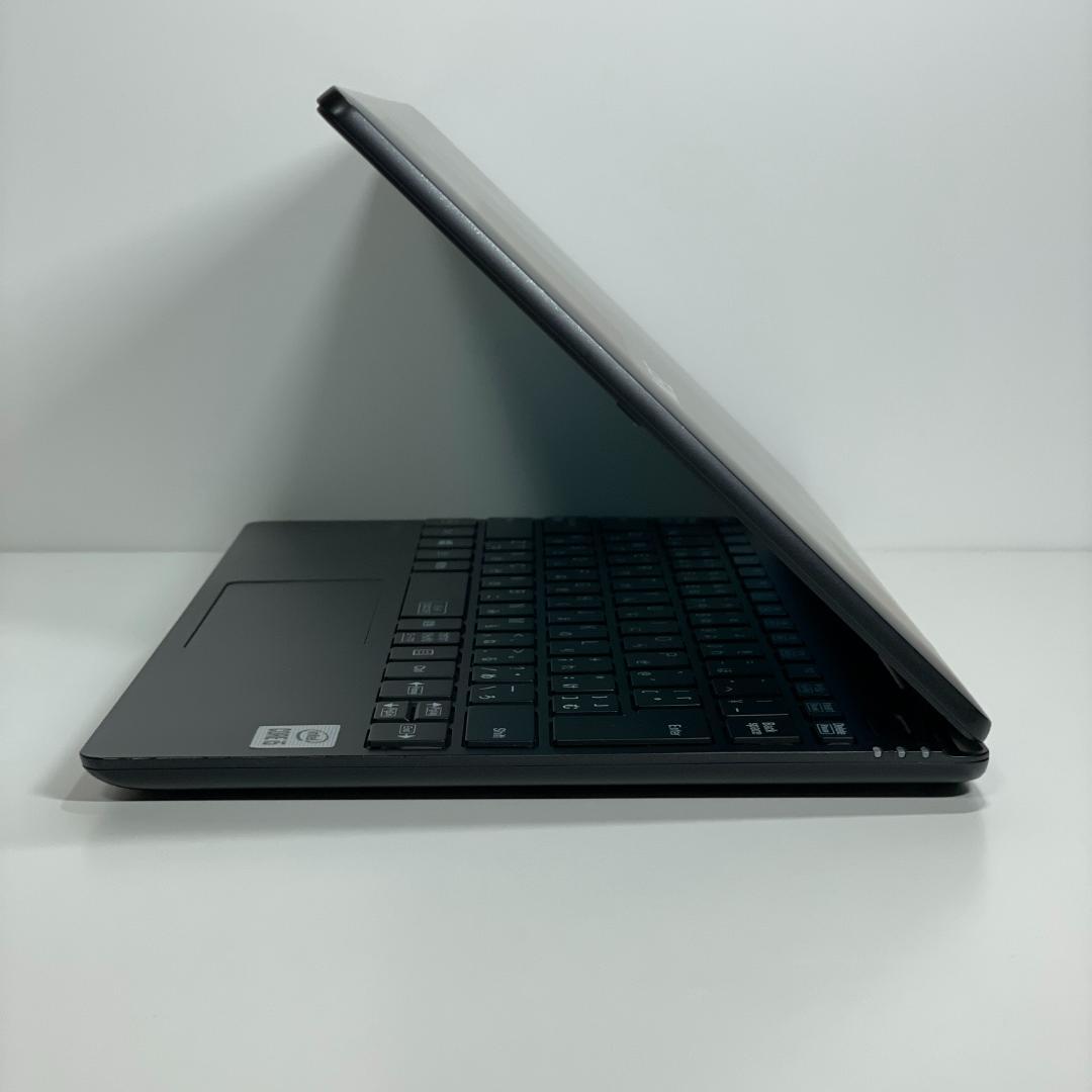 第10世代i5 NEV Versa Pro ノートPC 超軽量 win11 薄型