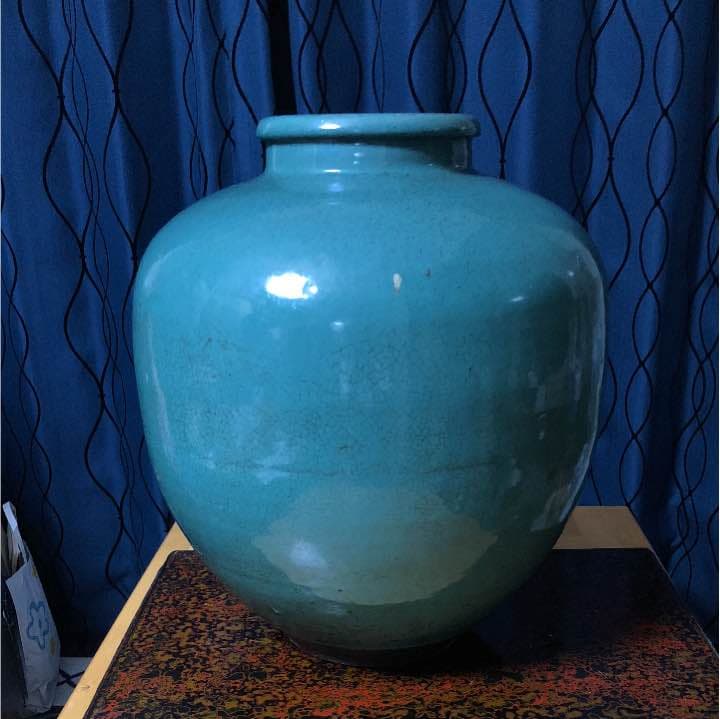 瀬戸青磁大壺